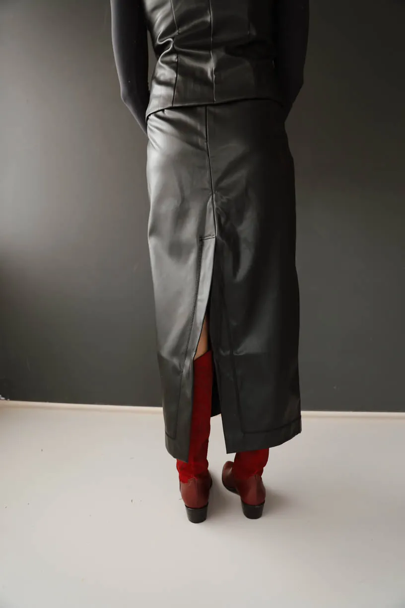 Rae: Vegan Leather Skirt