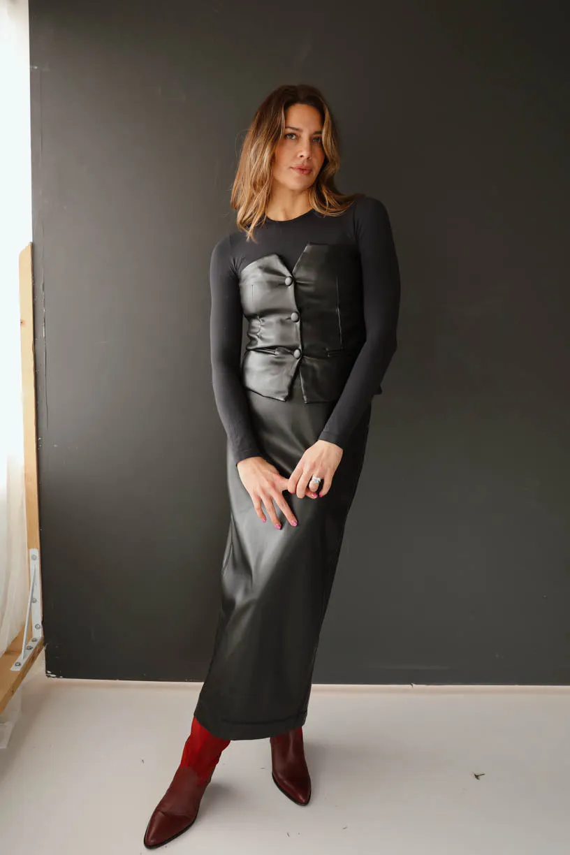 Rae: Vegan Leather Skirt