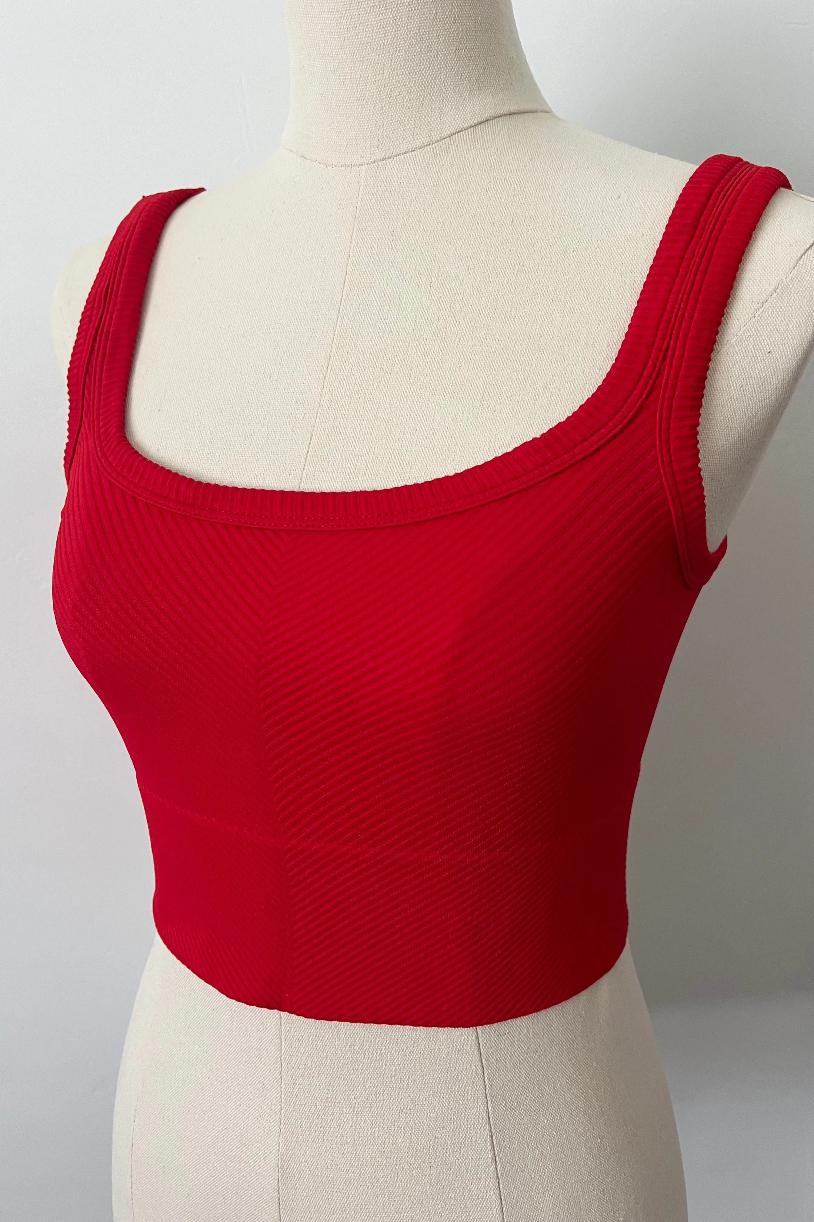 Scoop Chevron Crop Top - Red