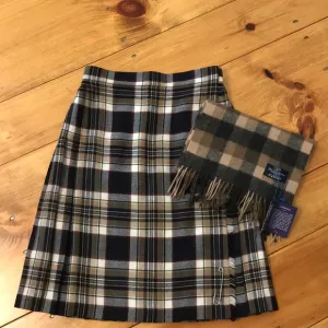 Scottish bundle, 1 skirt and 1 scarf