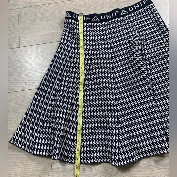 UNIF Badsport knit Black White Houndstooth Skirt