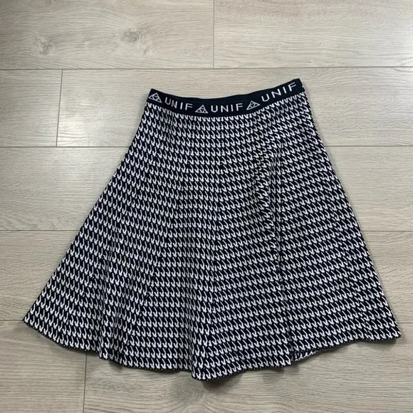 UNIF Badsport knit Black White Houndstooth Skirt