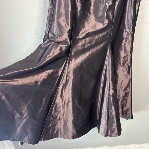 Vera Mont Paris Chrome Silver Sheen A-Line Midi Skirt &amp; Purple Back Zip Top