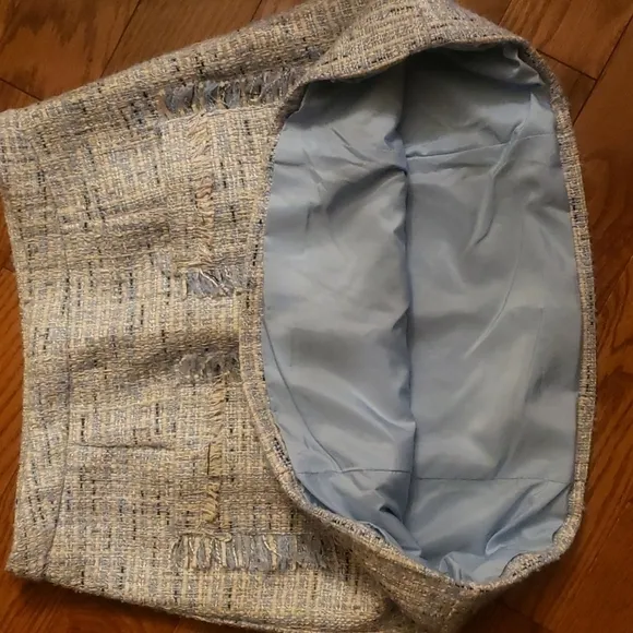 VICI skirt. Size M
