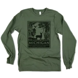 White-tailed long sleeve tee