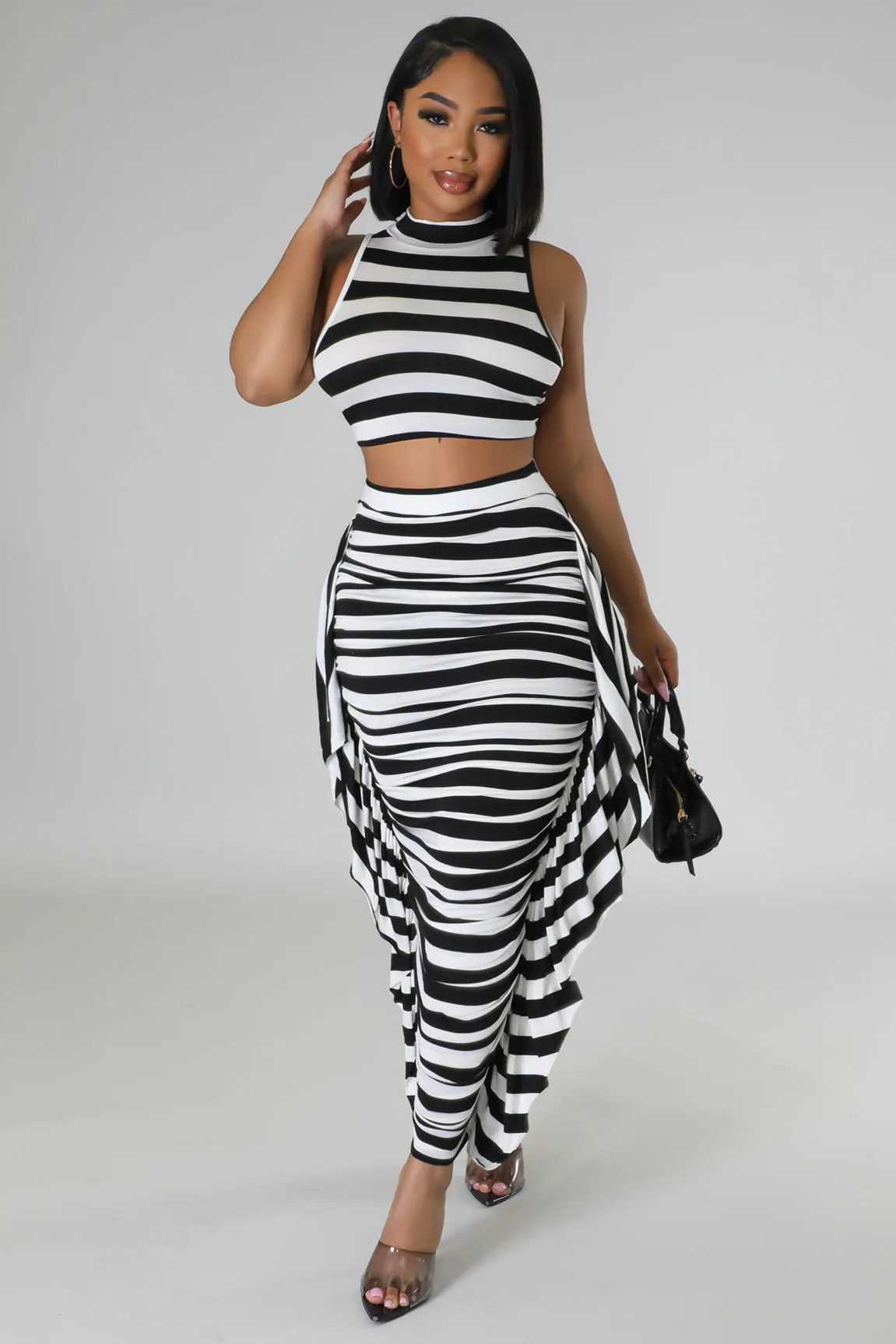 Women's Crop Top High Waisted Ruched White/Black Skirt Set