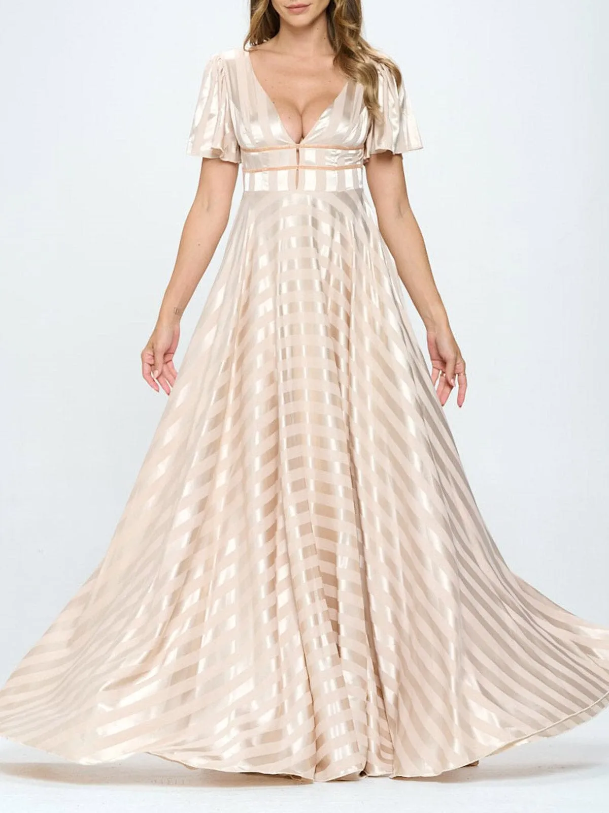 WOMEN'S SHORT SLEEVE V-NECK LOW OPEN BACK DETAILED MAXI DRESS