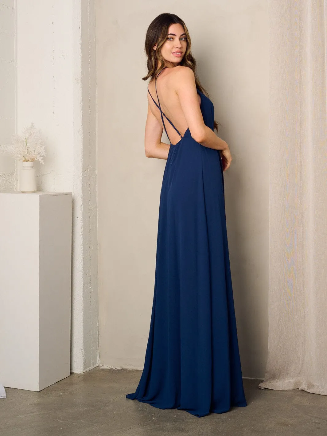 WOMEN'S SLEEVELESS OPEN BACK MAXI DRESS