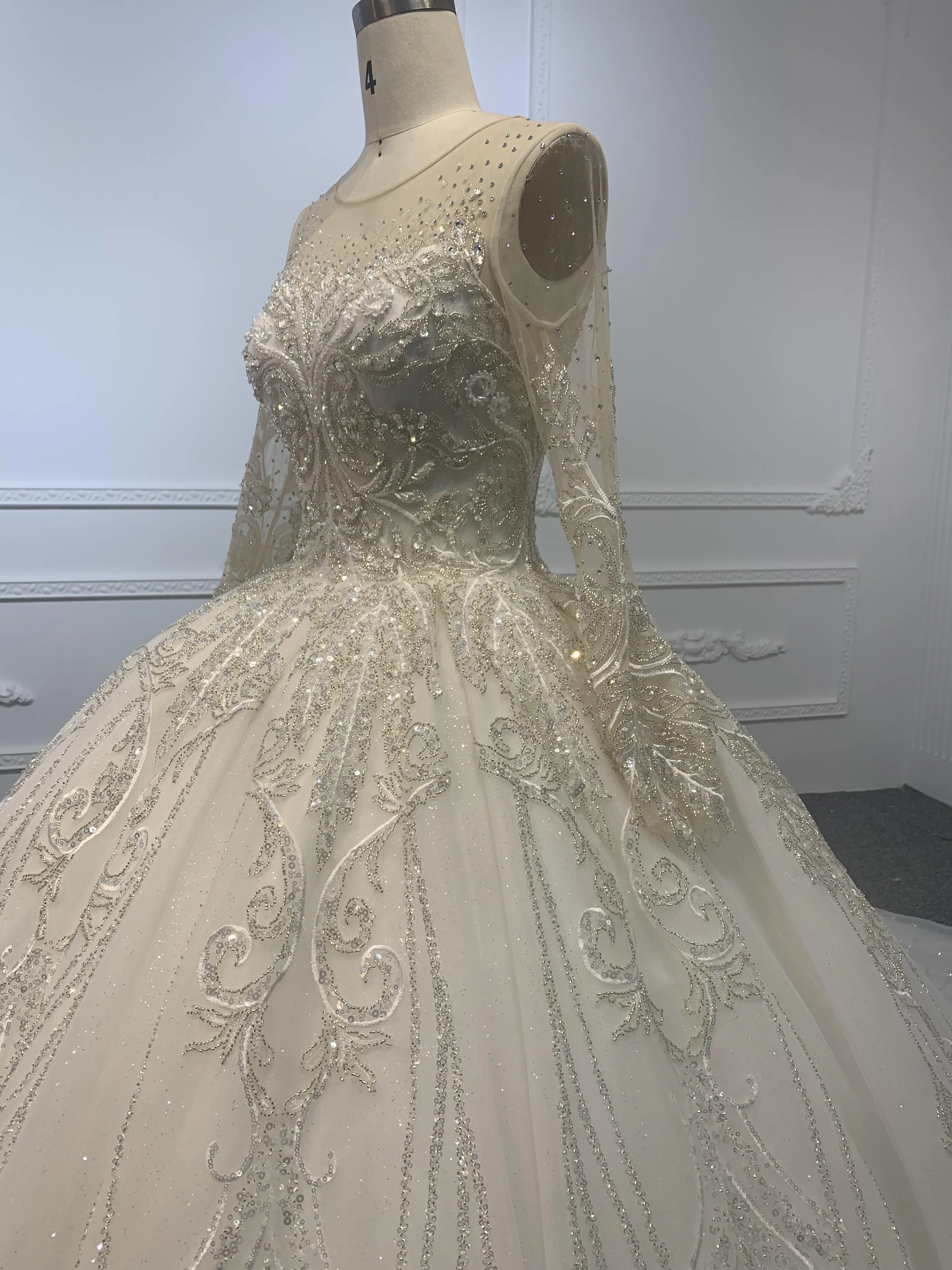 Z038-BYG OWN DESIGN WITH LONG SLEEVES AND LUXURIOUS BEADING LACE BALL GOWN