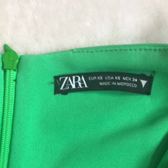 Zara Bright Green Midi Bodycon Draped Sweetheart Neckline Fitted Dress